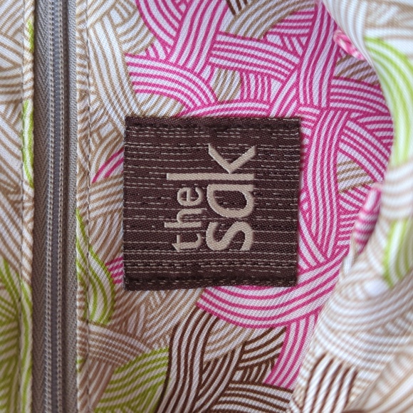 The Sak Ventura Classic Genuine Pebbled Leather Convertible Backpack Light Gray - Picture 8 of 16